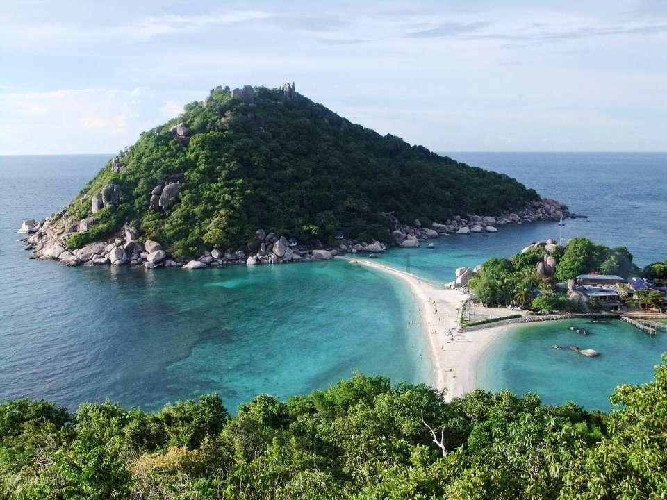 郑裕玲在TVB多久了?她有过哪些有趣的事情呢?-智能问答,快速解决你的问题